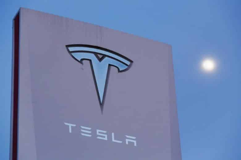 Elon Musk: Tesla Brake Pads Never Need to Be Replaced