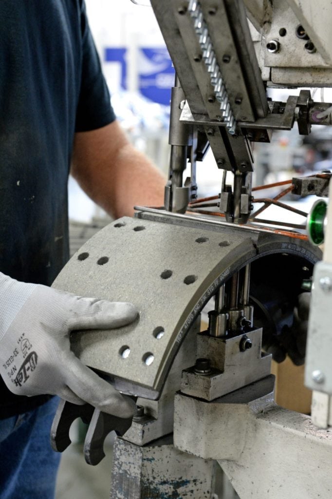 Bendix Remanufactured Brake Shoe Production Reaches New Milestone: 7 Million and Counting