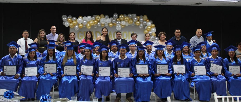 Bendix Congratulates Acuña Staff Who Have Completed Studies