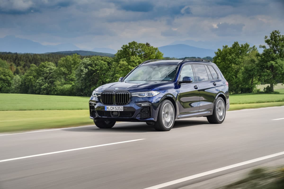 BMW Builds an Ultimate SUV: the 2020 X7 M50i