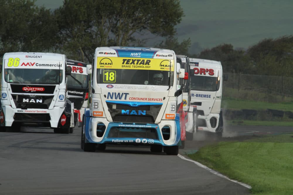 Textar Supported Truck to Begin Racing Again