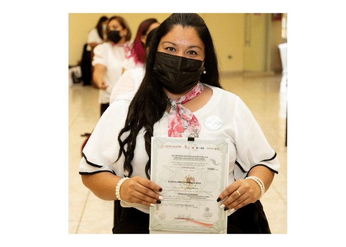 This summer in Acuña, Mexico, the first cohort of 40 students graduated from the women empowerment course at ICATEC funded by Knorr-Bremse Global Care North America and Bendix