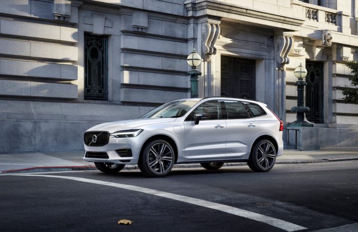The 2021 Volvo XC60 provides compact SUV buyers with all the Volvo safety, design and convenience features