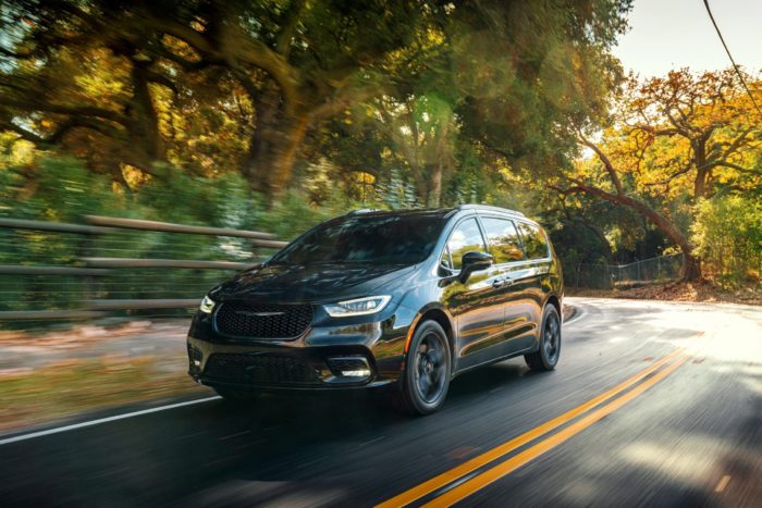 2021 Chrysler Pacifica named Top Safety Pick+ by IIHS