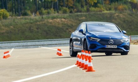 Mercedes-Benz Wants to Make Accident-Free driving a Reality