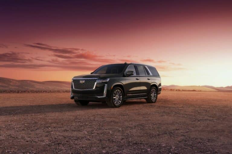 2023 Cadillac Escalade 4WD Sport Platinum is a presence in the luxury full-size SUV segment