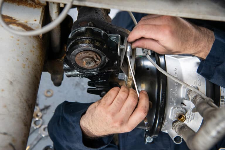 According to Bendix, properly functioning slack adjusters equals better fuel economy