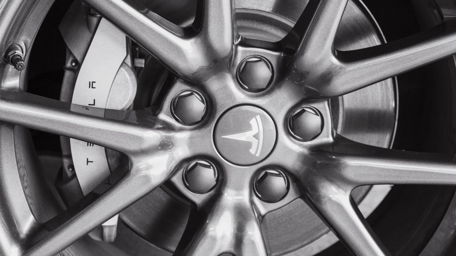 Revolutionary Insights into Brake Lining Life for EVs