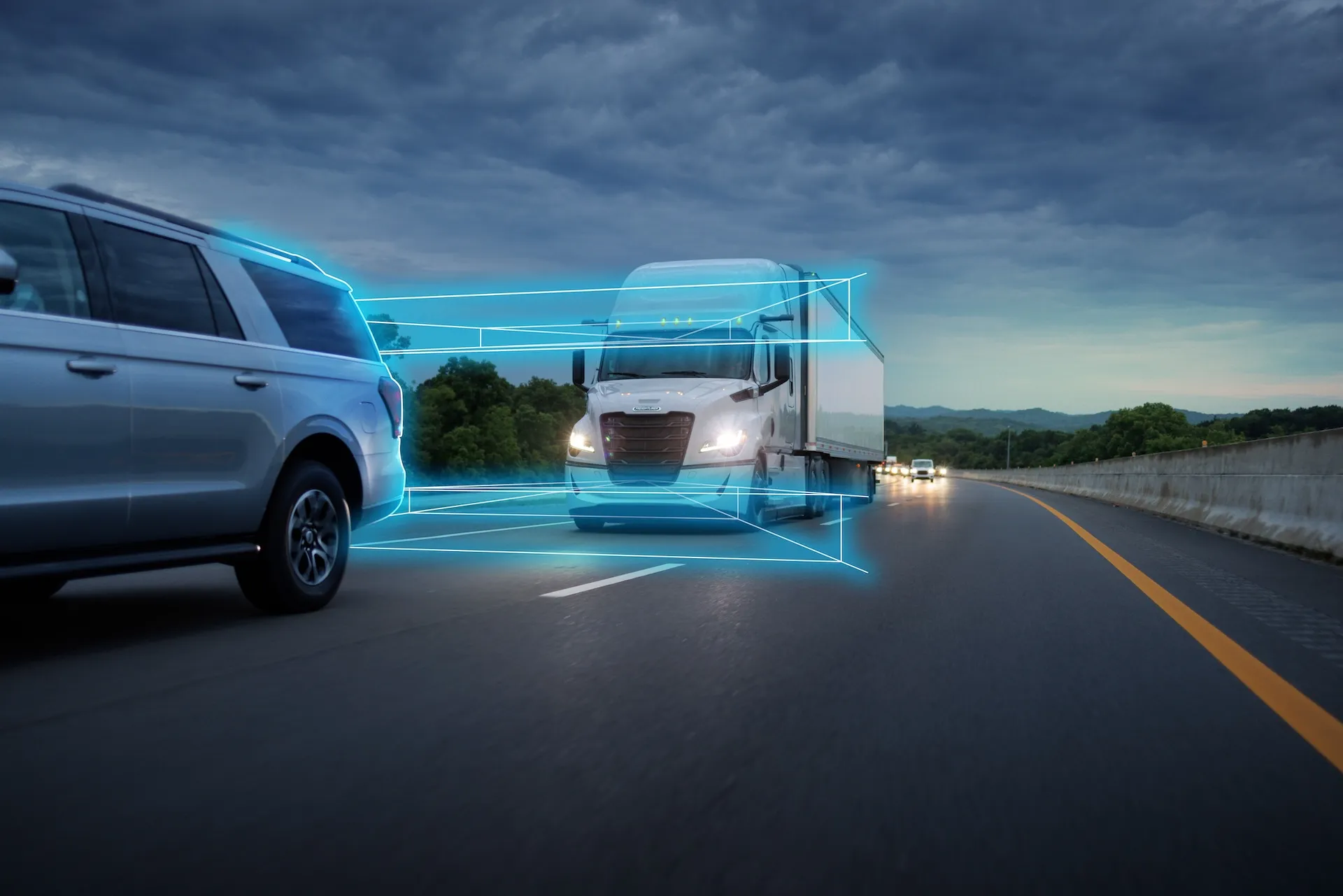 Freightliner Adds Cross Traffic Assist, Left Turn Protection to ABA 6