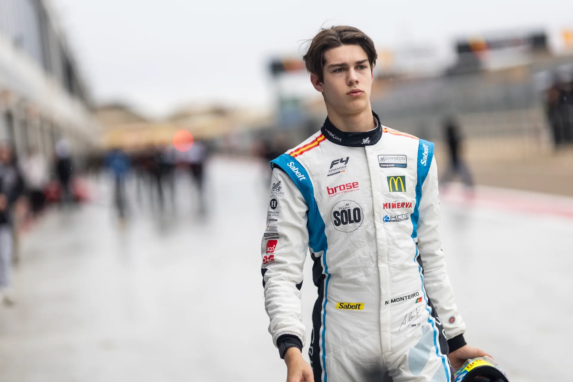 Noah Monteiro racing in F4 Spain at MotorLand Aragon