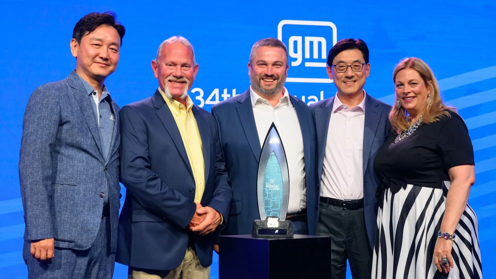 HL Mando and GM executives at the 2025 Supplier of the Year award ceremony in Austin, Texas