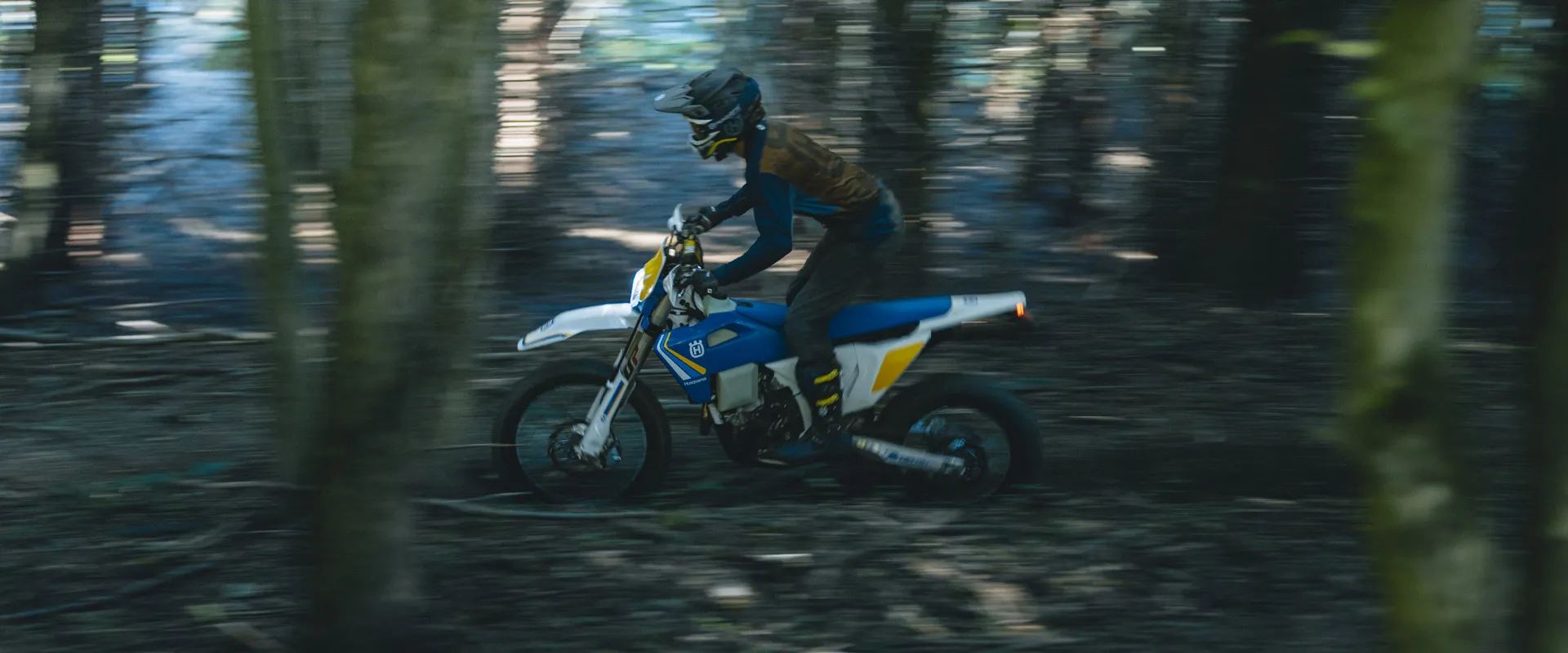 KTM Husqvarna FE 501s motorcycle affected by rear brake caliper recall 26V443