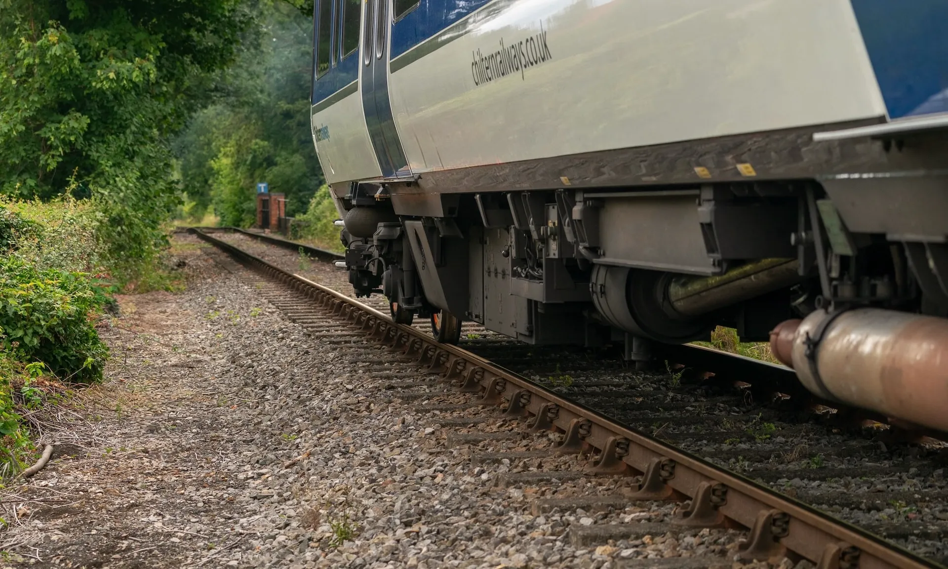 Class 165 unit 165004 fitted with Knorr-Bremse railhead low adhesion monitoring equipment used in the Chiltern Railways rail adhesion monitoring trial